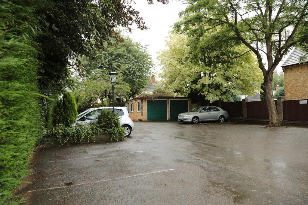 Fernbank Guest house Basingstoke