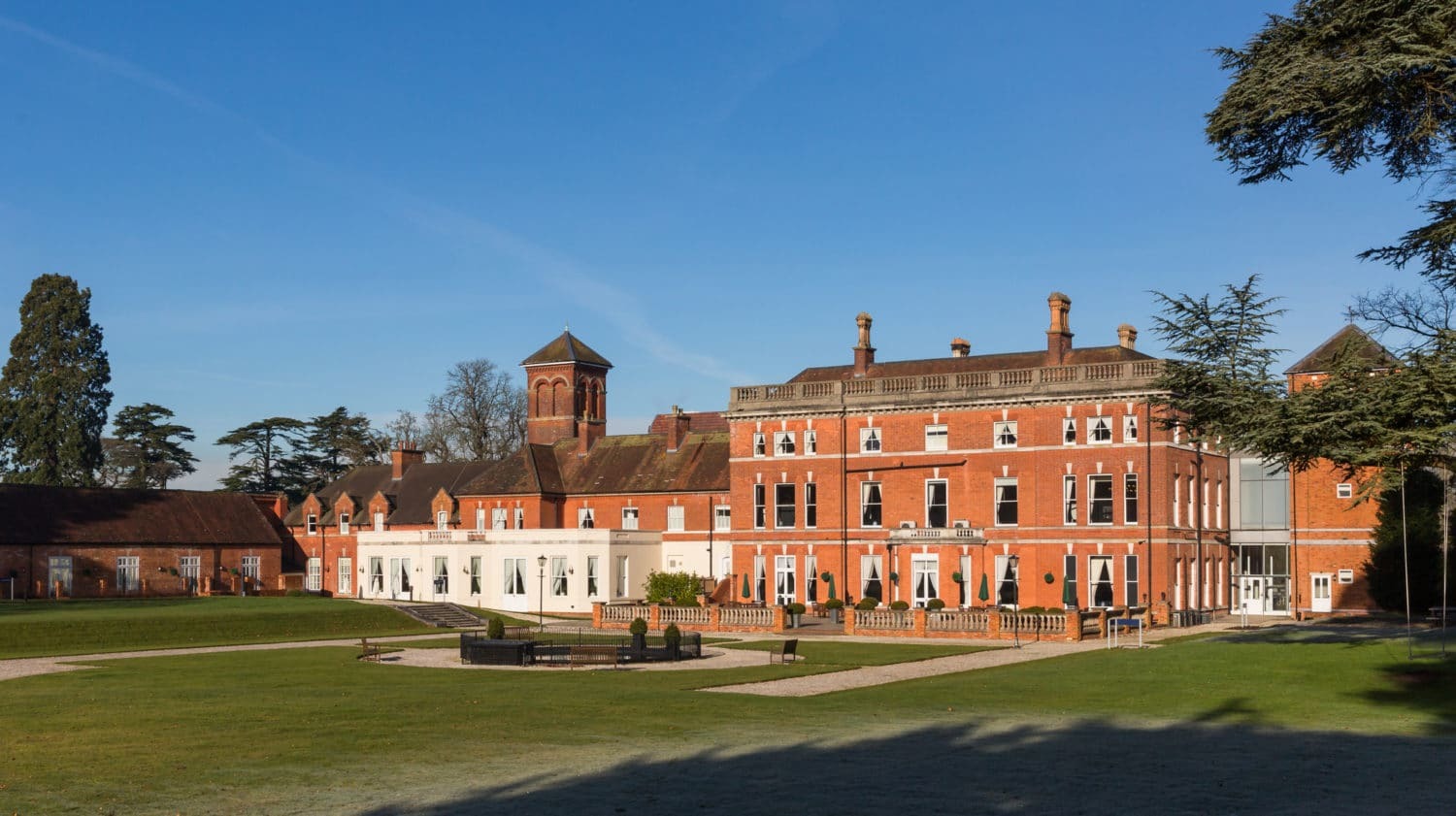 Oakley Hall Hotel Basingstoke