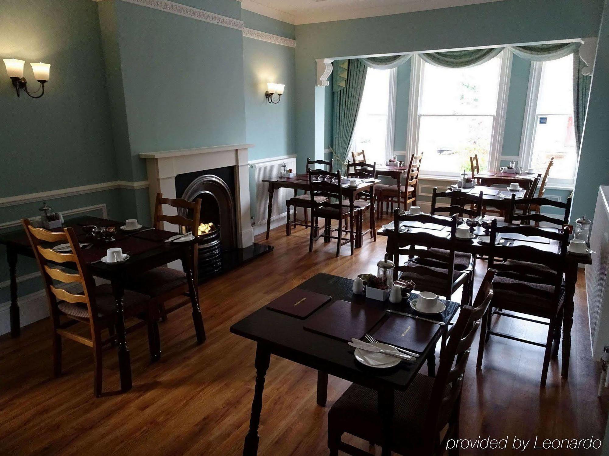 Fernbank Guest house 4*