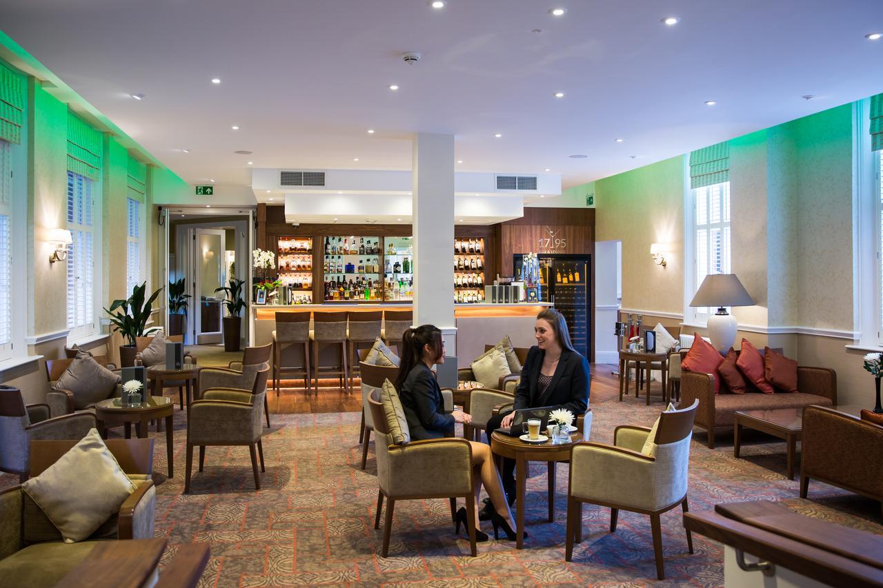 Oakley Hall Hotel 4*